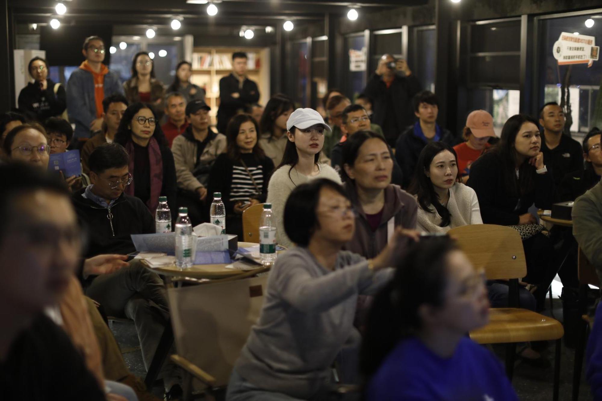 Chengdu Desti Youth Park Hostel Taikooli מראה חיצוני תמונה